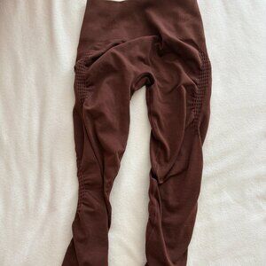 Alphalete Amplify Contour Legging- Manhattan